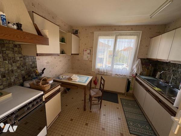NIORT QUARTIER GOISE, pavillon sur sous-sol de 88 m² 