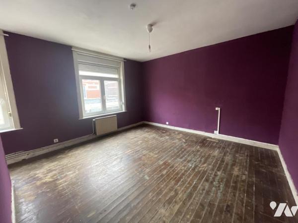 A VENDRE à ANNOEULLIN MAISON DE 160 m2 JARDIN 4 CHAMBRES JARDIN