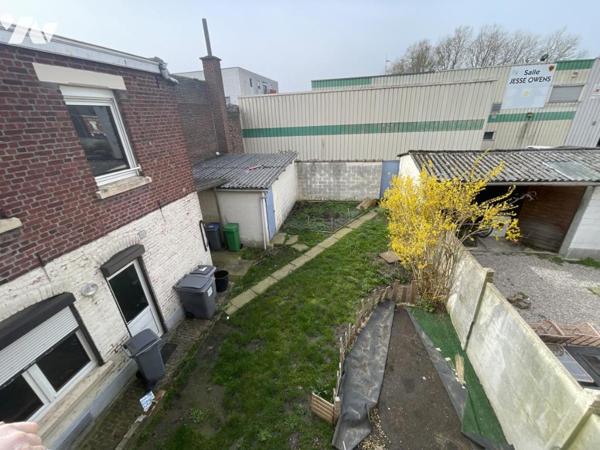 A VENDRE à ANNOEULLIN MAISON DE 160 m2 JARDIN 4 CHAMBRES JARDIN