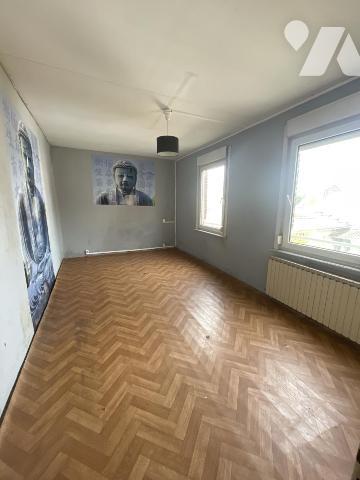 A VENDRE à ANNOEULLIN MAISON DE 160 m2 JARDIN 4 CHAMBRES JARDIN