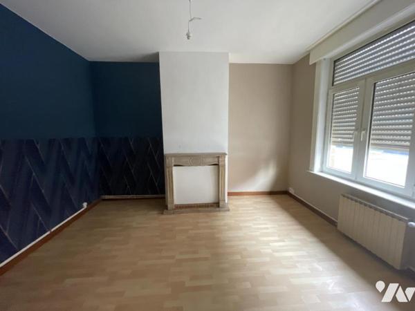 A VENDRE à ANNOEULLIN MAISON DE 160 m2 JARDIN 4 CHAMBRES JARDIN