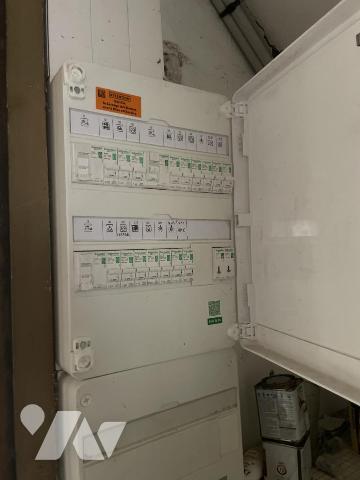 A VENDRE à ANNOEULLIN MAISON DE 160 m2 JARDIN 4 CHAMBRES JARDIN