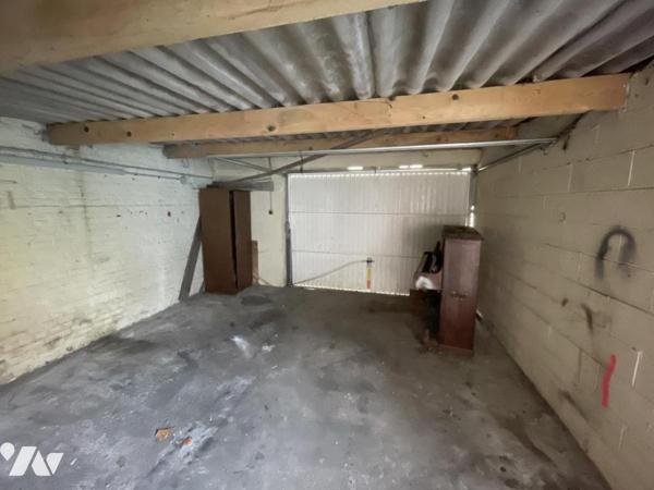 A VENDRE à ANNOEULLIN MAISON DE 160 m2 JARDIN 4 CHAMBRES JARDIN