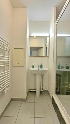 RARE APPARTEMENT DE 91 M² - 4 PIECES - 3 CHAMBRES - DERNIER ETAGE - TERRASSE DE 35 M² - SANS VIS A VIS - CHATENAY-MALABRY