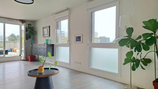 RARE APPARTEMENT DE 91 M² - 4 PIECES - 3 CHAMBRES - DERNIER ETAGE - TERRASSE DE 35 M² - SANS VIS A VIS - CHATENAY-MALABRY