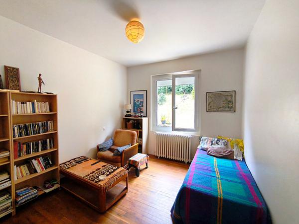 Propriété 190 m2 habitables, 5 chambres sur 2 hectares avec vue imprenable. Piquecos