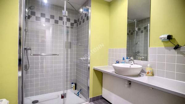 Appartement 2 pièces de 38 m² avec grand balcon et parking proche du Lac Vert et vue Mont-Blanc