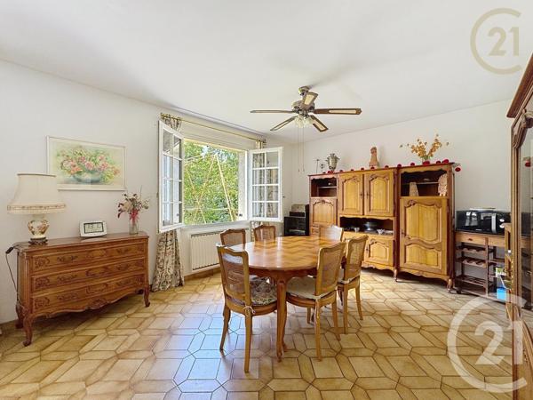 Maison à vendre  9 pièces - 204,12 m2 PERTHES - 77