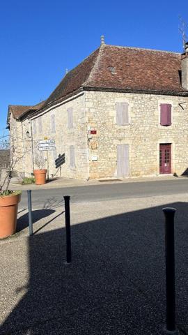 Immeuble plein centre ville - Livernon Livernon