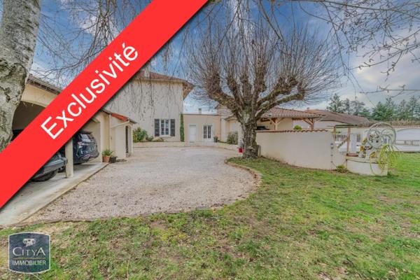 Maison à vendre 9 pièces 241m²