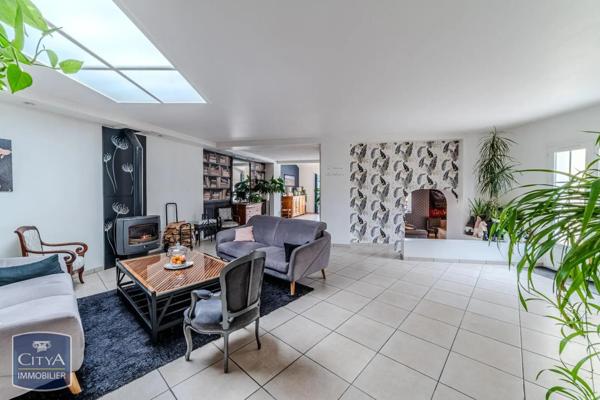 Maison à vendre 9 pièces 241m²