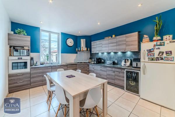 Maison à vendre 9 pièces 241m²