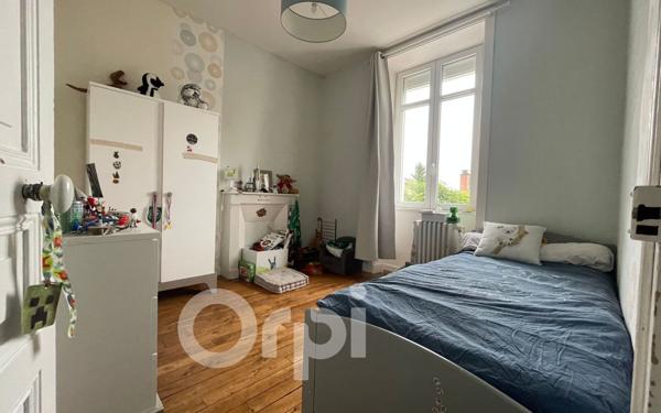 Maison à vendre    6 pièces • 170 m2 Rochechouart