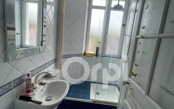 Maison à vendre    6 pièces • 170 m2 Rochechouart