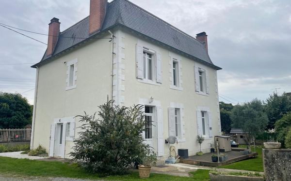 Maison à vendre    6 pièces • 170 m2 Rochechouart