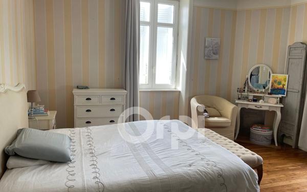 Maison à vendre    6 pièces • 170 m2 Rochechouart