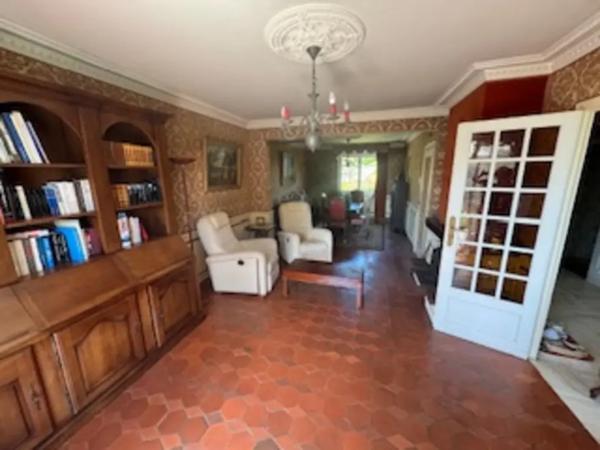 MAISON À FORT POTENTIEL LHUISSERIE