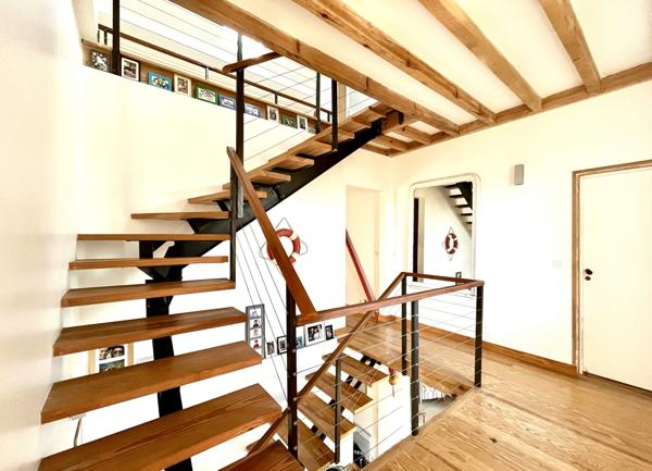ARCACHON ABATILLES ! Maison 9 pièces de 187 m2, parcelle de 600 m2 !