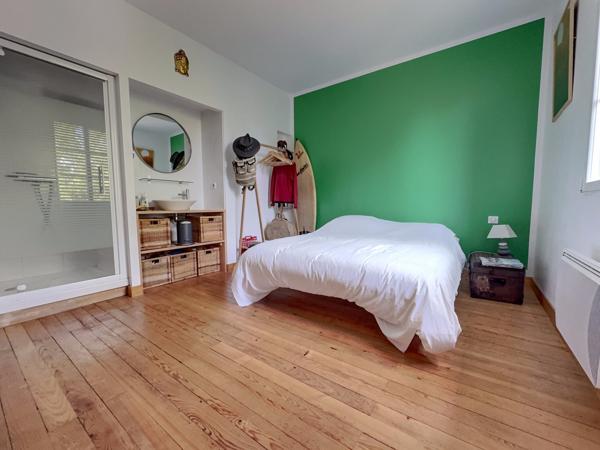 ARCACHON ABATILLES ! Maison 9 pièces de 187 m2, parcelle de 600 m2 !