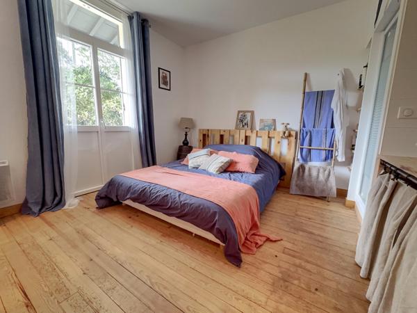 ARCACHON ABATILLES ! Maison 9 pièces de 187 m2, parcelle de 600 m2 !