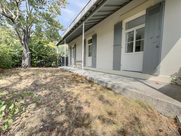 ARCACHON ABATILLES ! Maison 9 pièces de 187 m2, parcelle de 600 m2 !