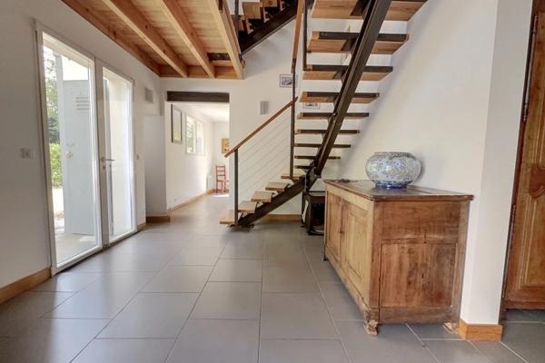 ARCACHON ABATILLES ! Maison 9 pièces de 187 m2, parcelle de 600 m2 !