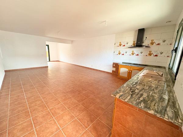 PERPIGNAN - QUARTIER SAINT GAUDERIQUE : Maison 3 pièces 89 m² avec extérieur et Garage !