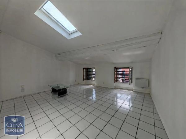 Appartement à louer 3 pièces 78.71m² Montauban (82000)