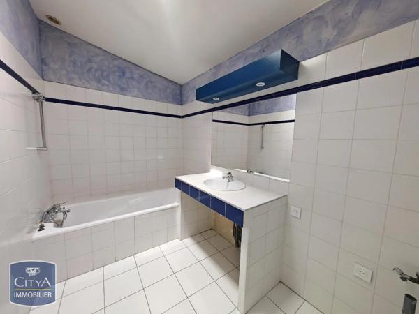 Appartement à louer 3 pièces 78.71m² Montauban (82000)