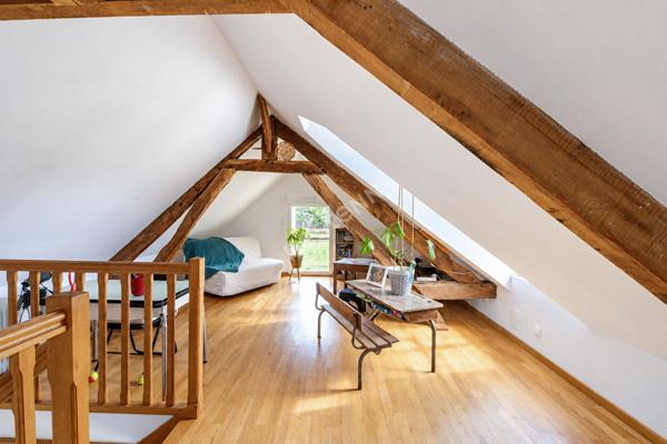LONGERE / PIRE CHANCE / 7 PIECES / 150 M² HABITABLE