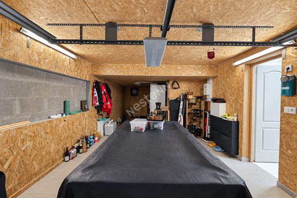 LONGERE / PIRE CHANCE / 7 PIECES / 150 M² HABITABLE