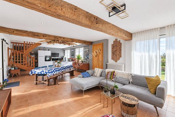 LONGERE / PIRE CHANCE / 7 PIECES / 150 M² HABITABLE