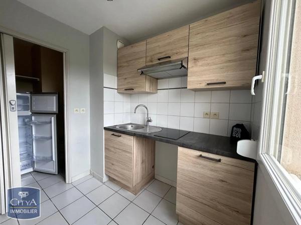 Appartement à louer 2 pièces 47m² Saint-Michel (16470)