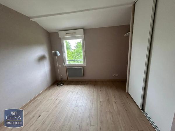 Appartement à louer 2 pièces 47m² Saint-Michel (16470)