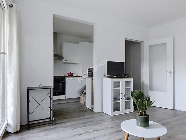 Appartement T1 meublé  à louer à Rezé, rez-de-chaussée avec terrasse