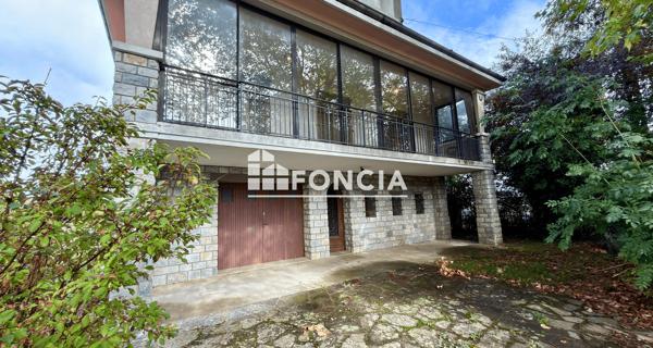 À vendre Maison 8 pièces 170 m² - Naucelle 12800
