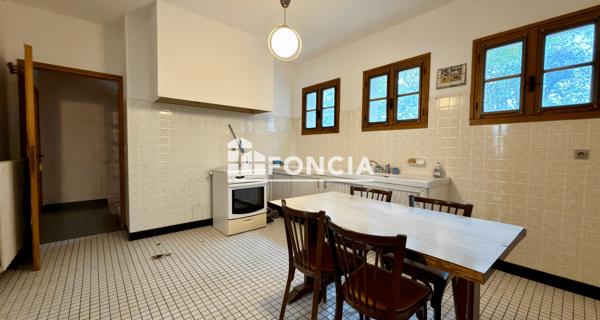 À vendre Maison 8 pièces 170 m² - Naucelle 12800