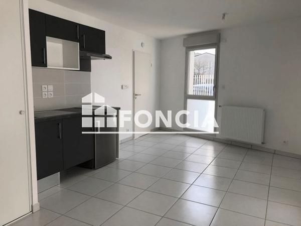Location Appartement 2 pièces 35.79 m² - 18 BOULEVARD PIERRE ET MARIE CURIE Toulouse 31200
