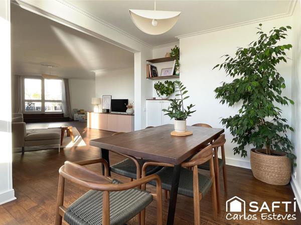 Vaste terrasse vue lac