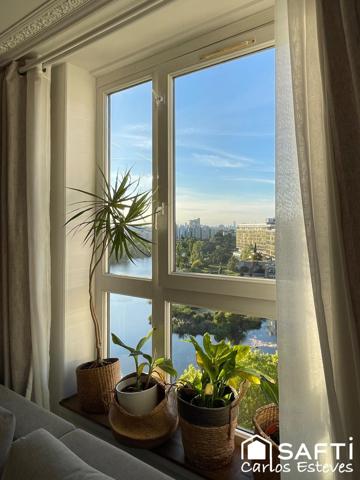 Vaste terrasse vue lac