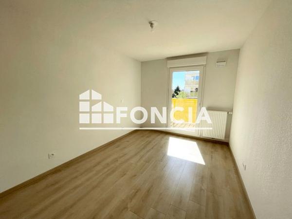 Location Appartement 3 pièces 62.34 m² - RUE JEAN RAYMOND GUYON Lormont 33310