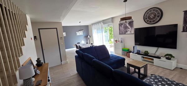 Belle maison 5 chambres bureau terrain clos