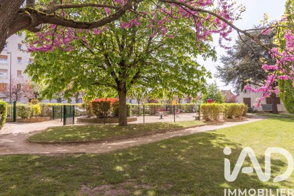 Appartement à vendre 4 pièces 69,29 m² Houilles