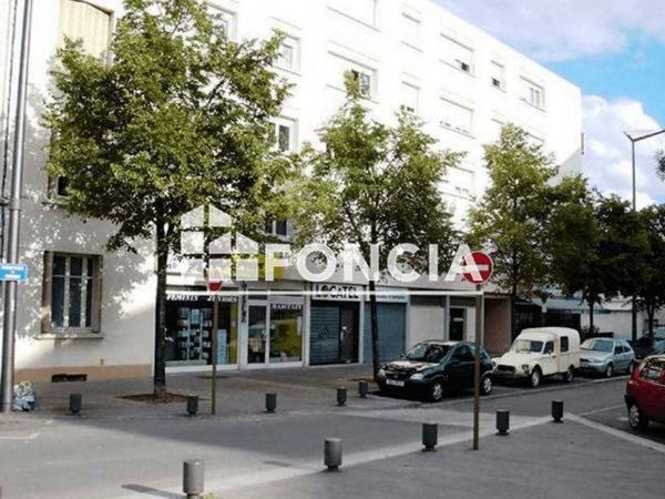 Location Appartement 2 pièces 42 m² - RESIDENCE ESPLANADE Dijon 21000