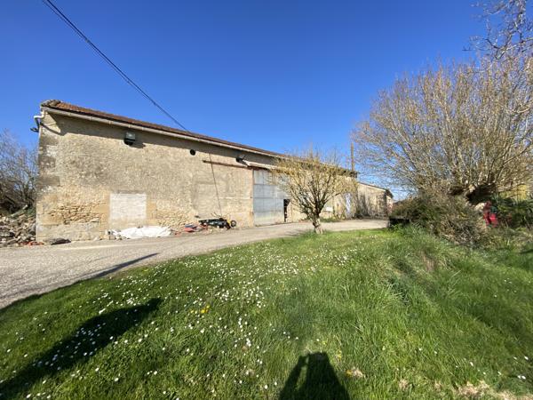 PROPRIETE 14 HECTARES - MAISON ET DEPENDANCES