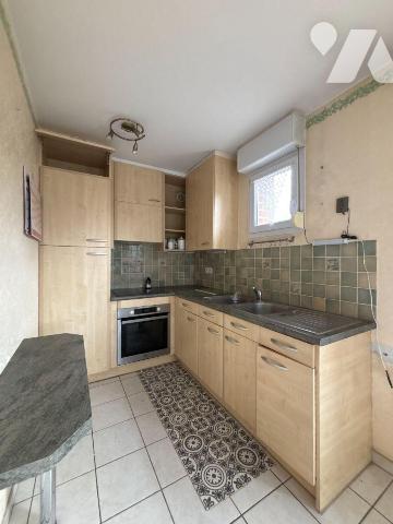 EN EXCLUSIVITE !  Appartement de type 3 - plein centre-ville d'Estaires

Proche de toutes les...