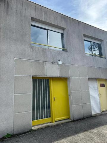 Bureau à louer à Privas (07000)
