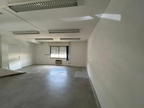 Bureau à louer à Privas (07000)