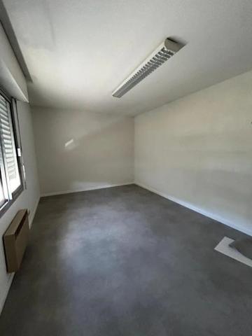 Bureau à louer à Privas (07000)