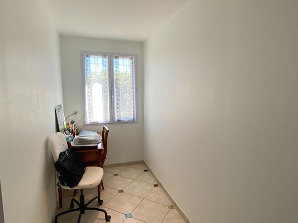 LAGUEPIE, maison de type 5 de 131 m²